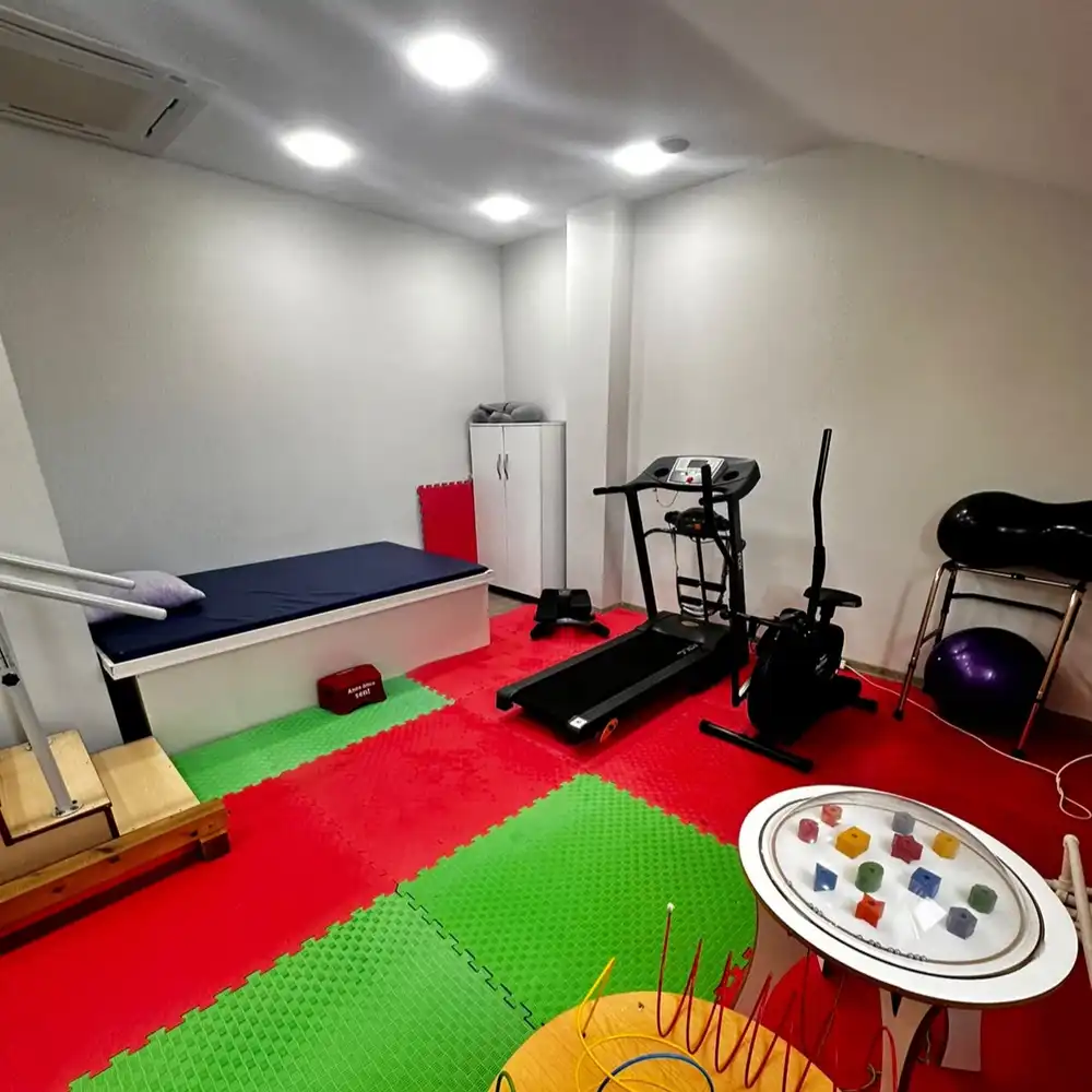 Özel eğitim ergoterapi odası ince motor beceri materyalleri